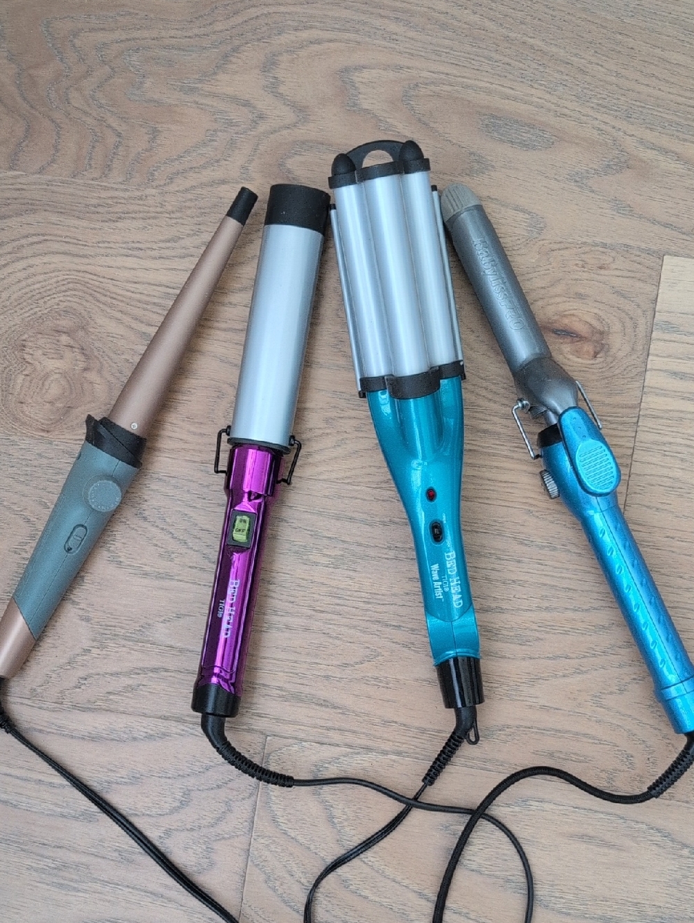 Lot Of 4 Tigi bed head, babyliss Pro, Remington Hair Stylers.